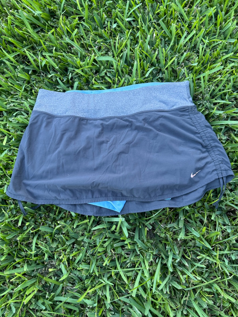 Y2K Nike mini skirt